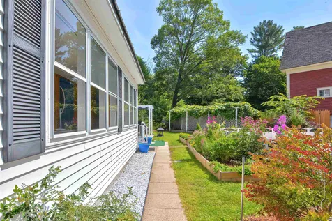 26 Dunlap Road Salisbury NH 03268