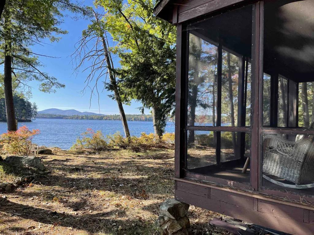 21 Parsons Point Moultonborough NH 03254