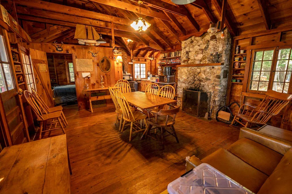 21 Parsons Point Moultonborough NH 03254