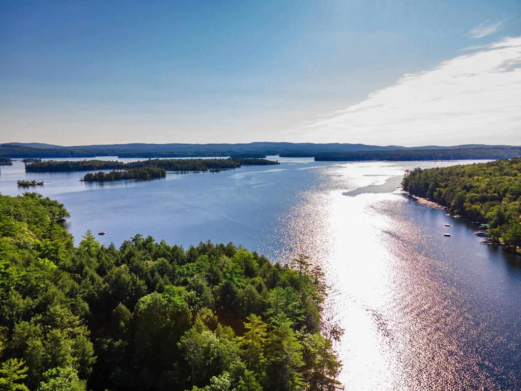 21 Parsons Point Moultonborough NH 03254