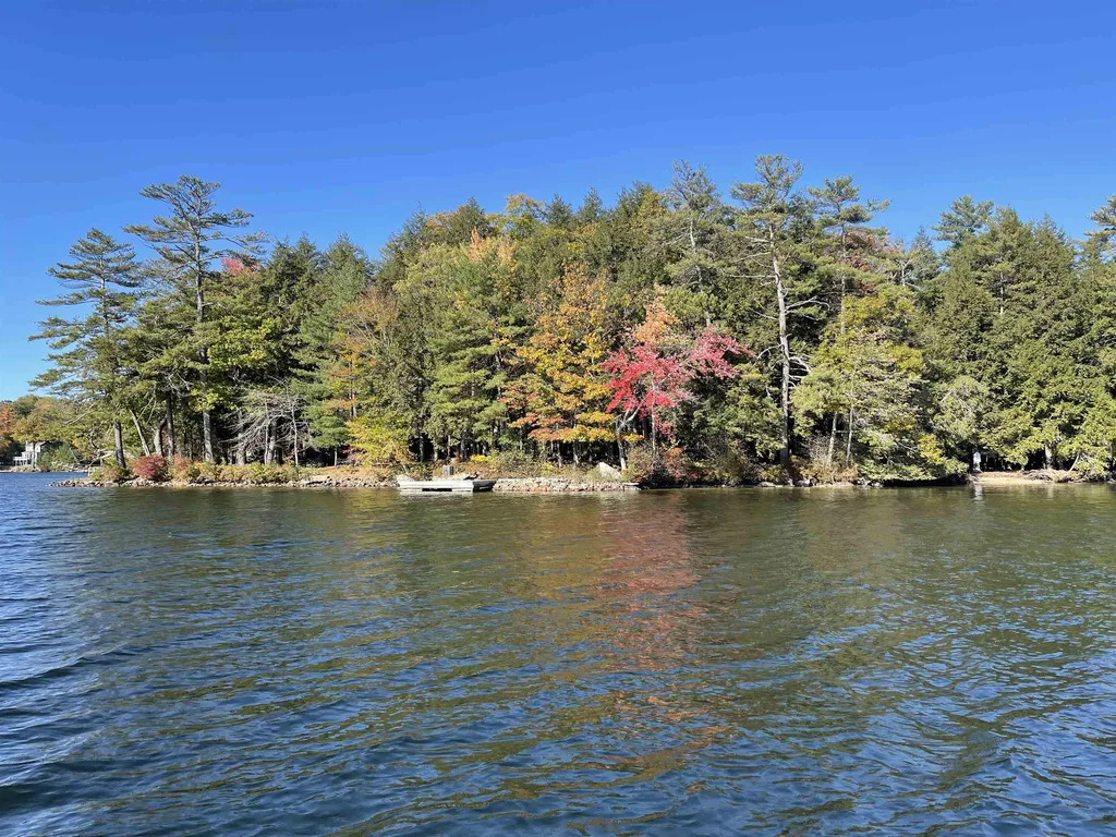 21 Parsons Point Moultonborough NH 03254