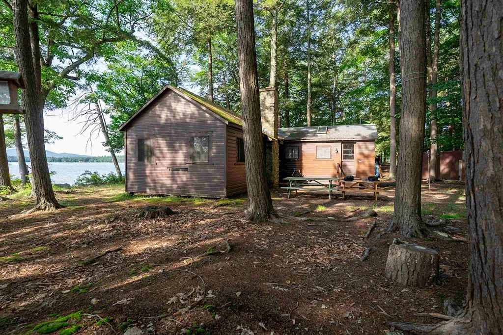 21 Parsons Point Moultonborough NH 03254