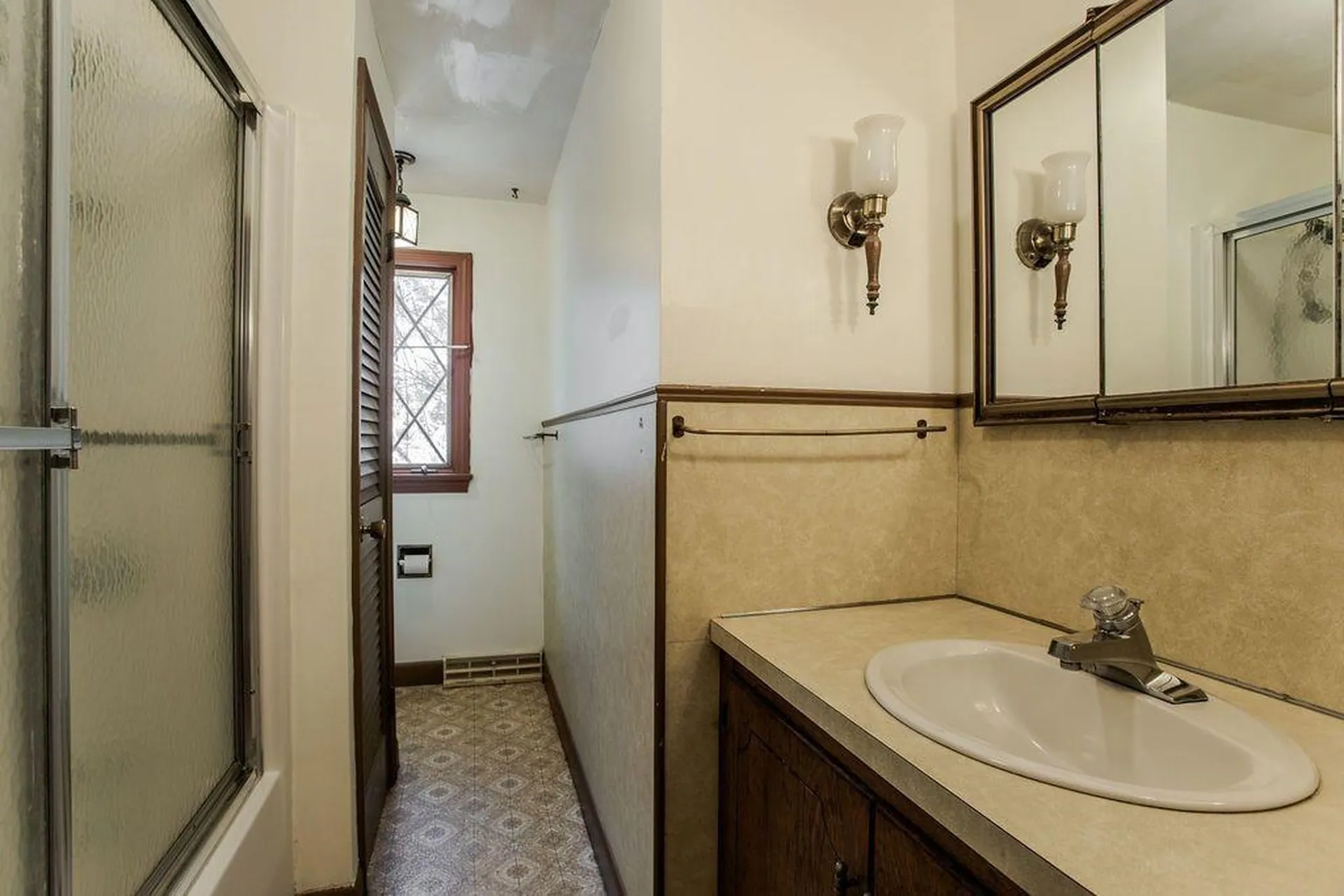 2 Park Street Eliot ME 03903