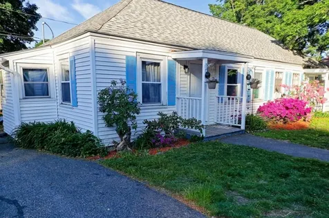 20-22 Halstead Street Kittery ME 03904-1245