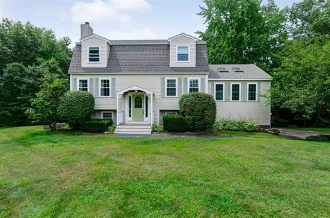 11 Windsor Drive Litchfield NH 03052