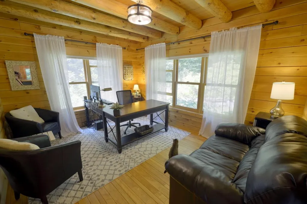 85 Seneca Creek Road Hinesburg VT 05461