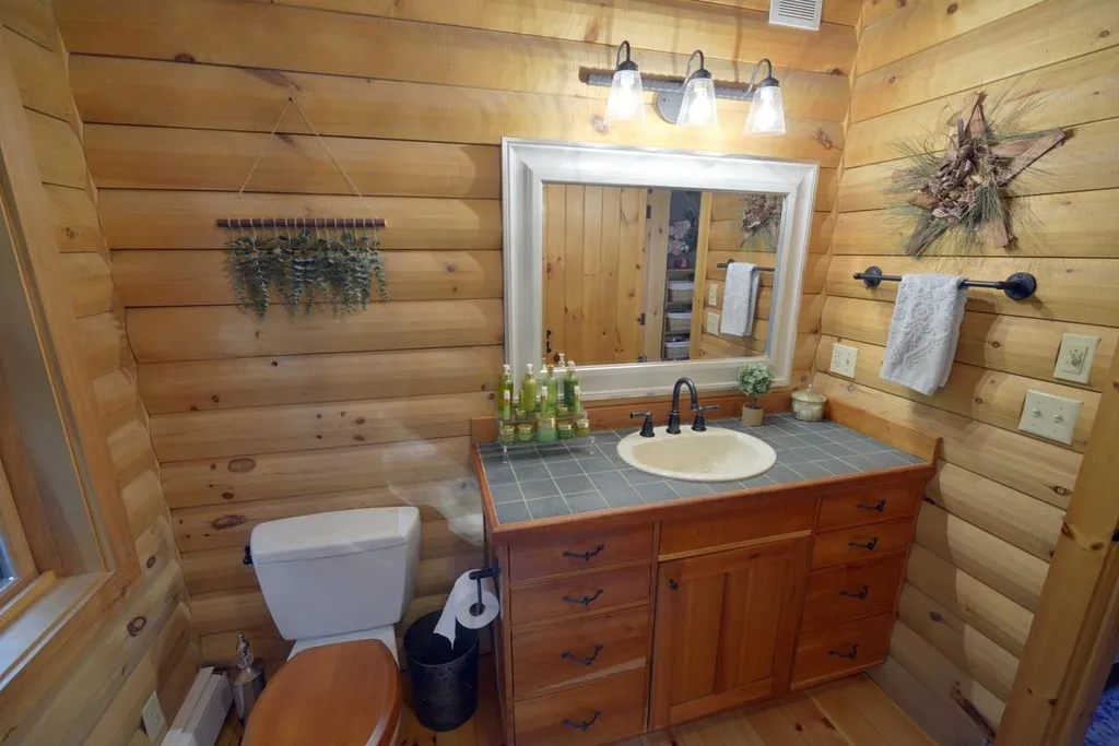 85 Seneca Creek Road Hinesburg VT 05461