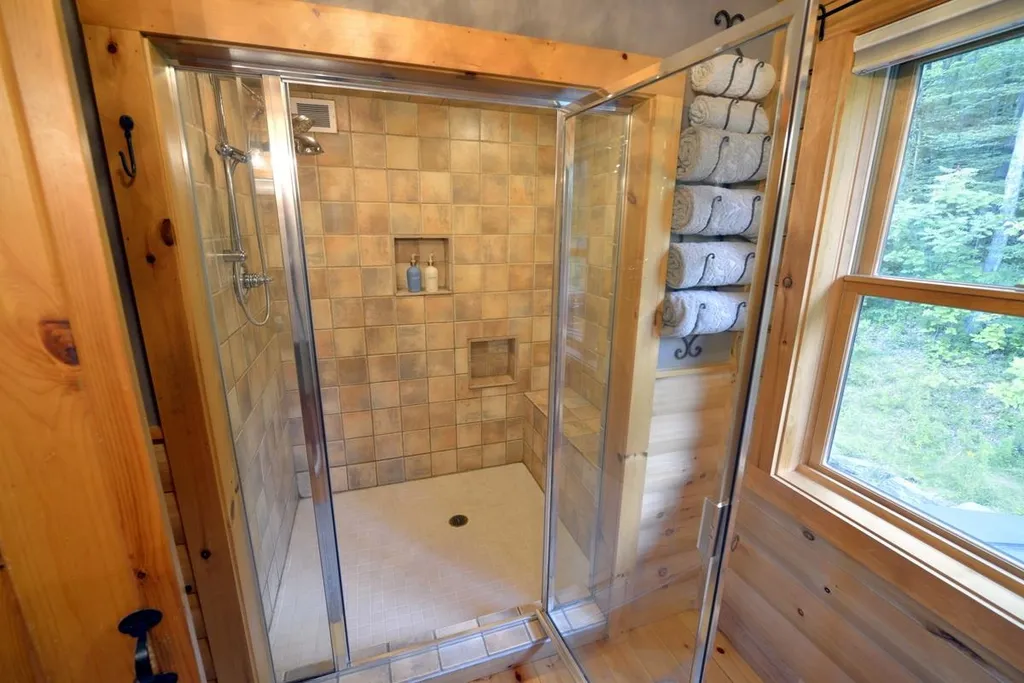 85 Seneca Creek Road Hinesburg VT 05461