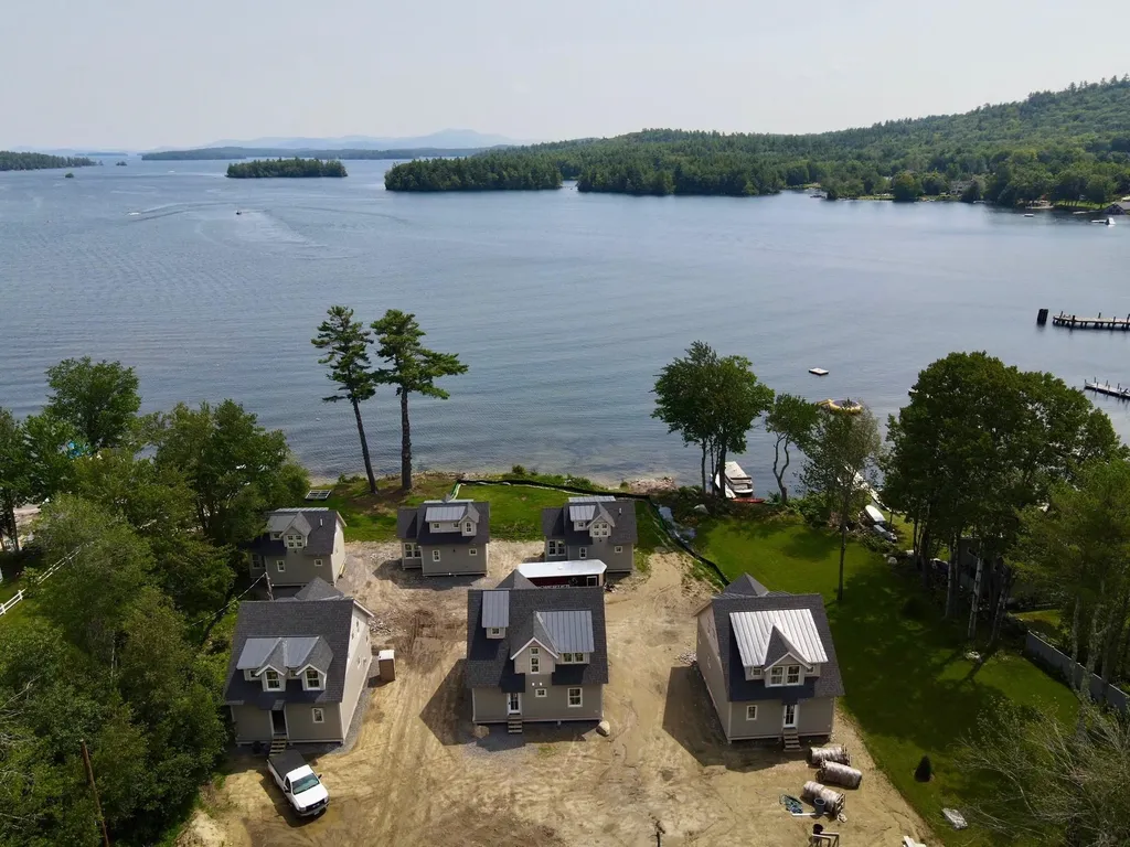 14 Lake Shore Drive Moultonborough NH 03254