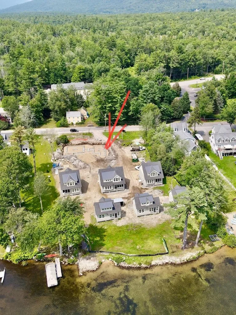 14 Lake Shore Drive Moultonborough NH 03254