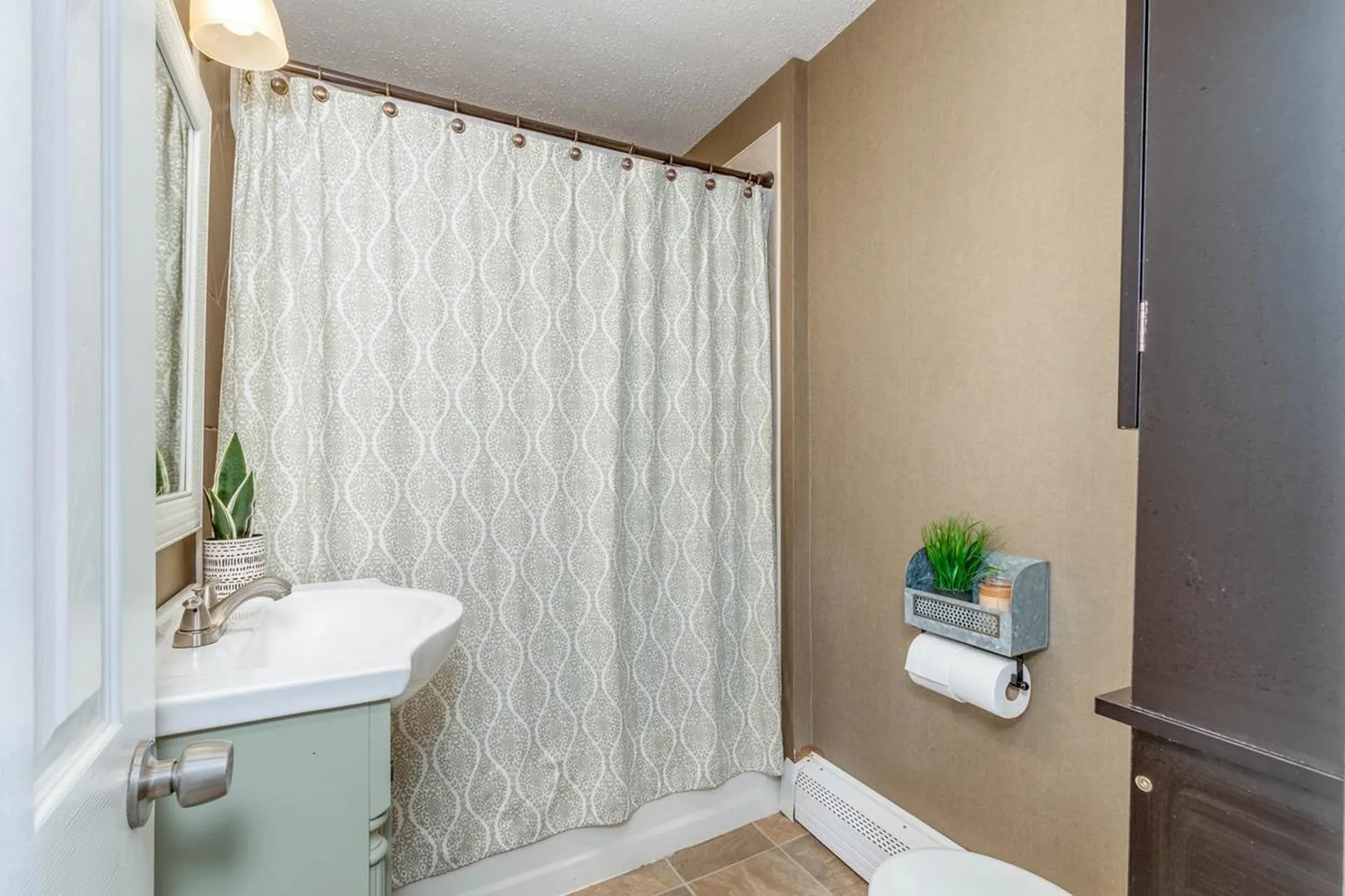 17 Pine Street Pembroke NH 03275