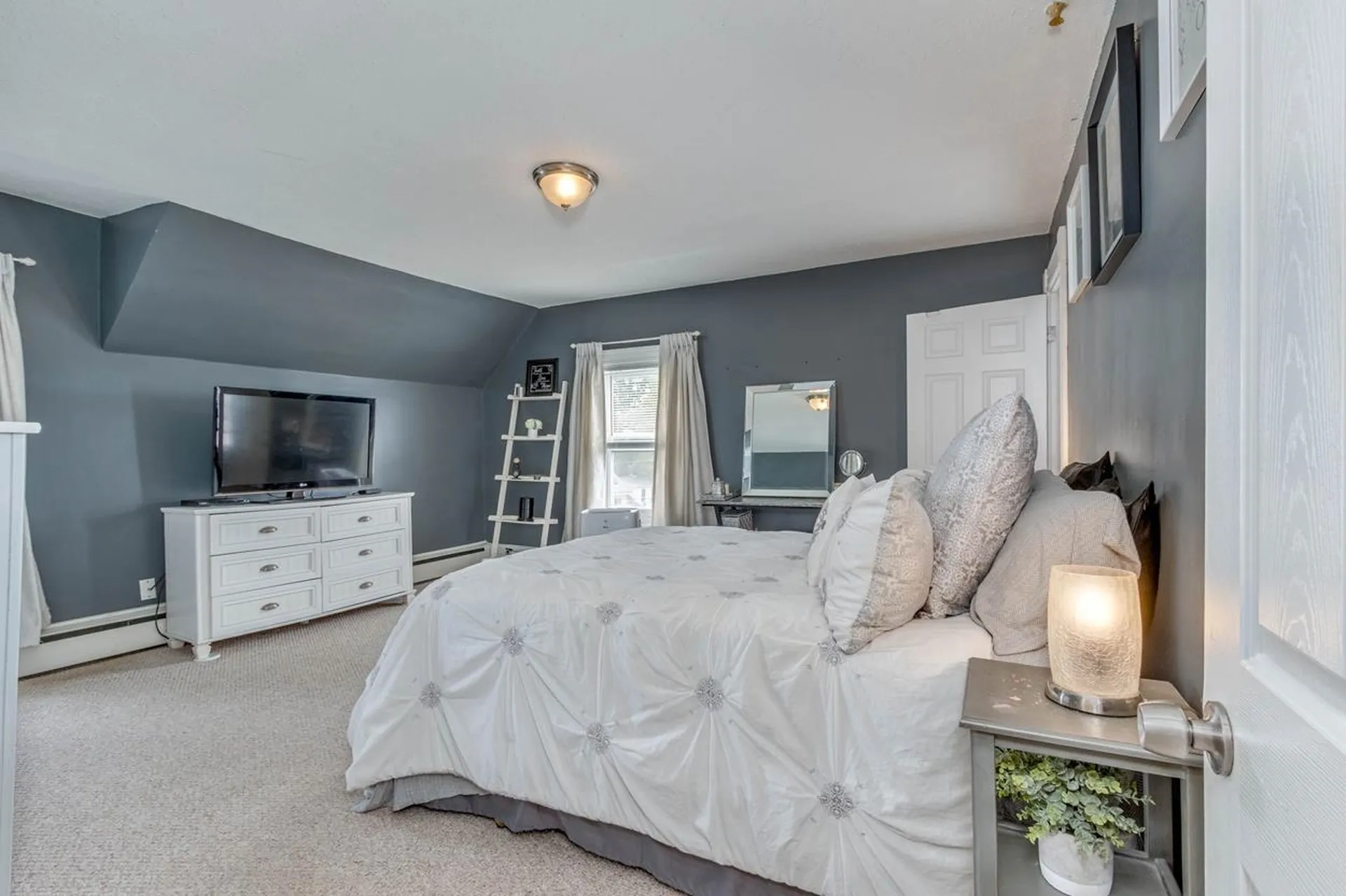 17 Pine Street Pembroke NH 03275