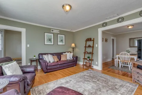 17 Pine Street Pembroke NH 03275