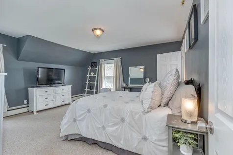 17 Pine Street Pembroke NH 03275
