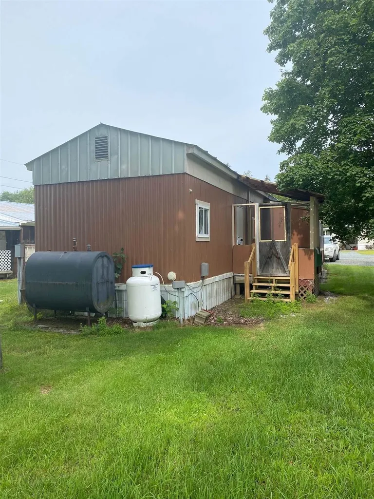 14 Spruce Park Drive Plainfield NH 03781