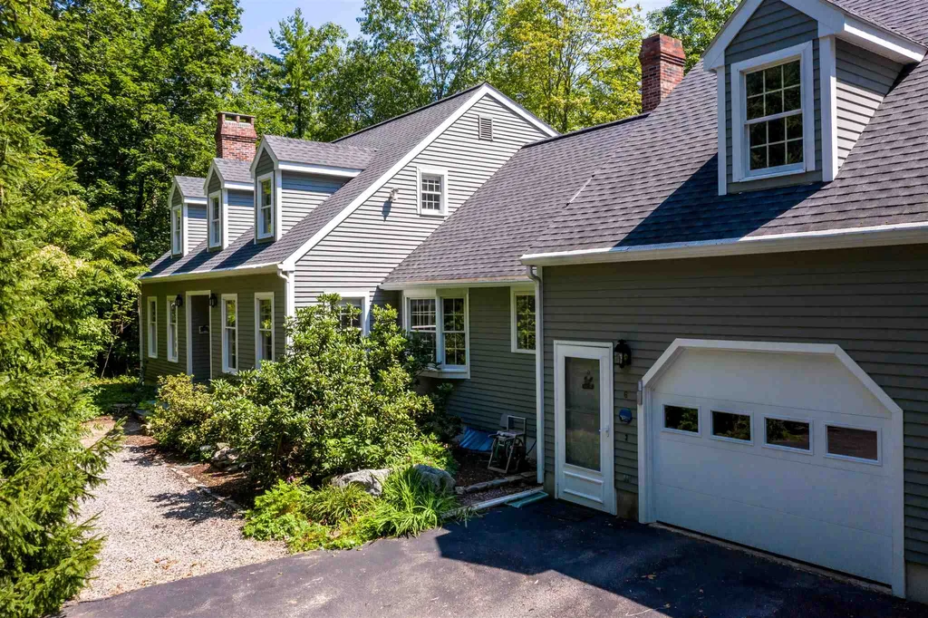 6 York Drive Durham NH 03824
