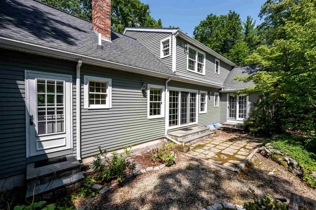6 York Drive Durham NH 03824