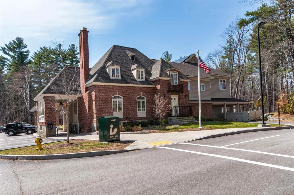 6 York Drive Durham NH 03824