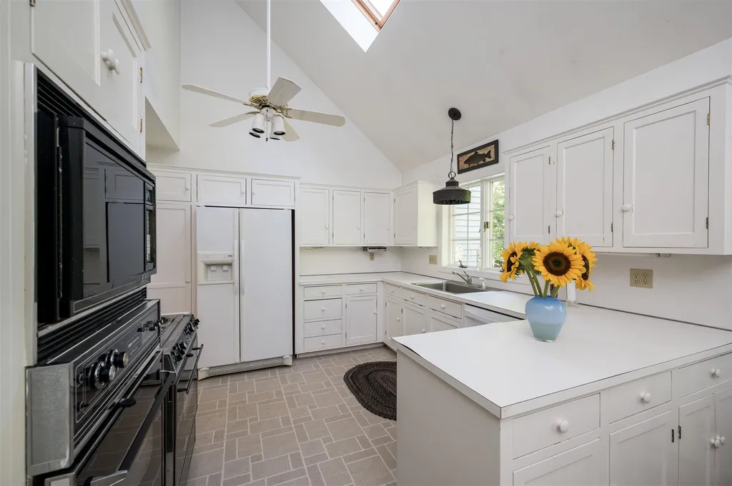 6 York Drive Durham NH 03824