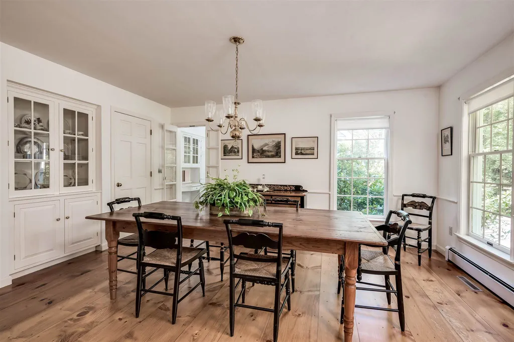 6 York Drive Durham NH 03824