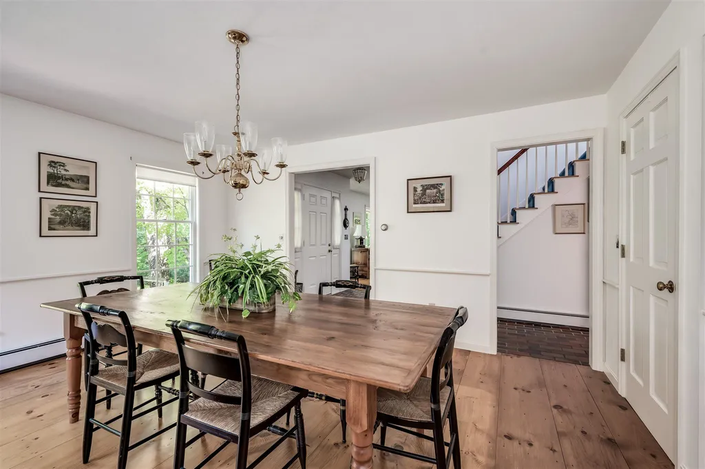 6 York Drive Durham NH 03824