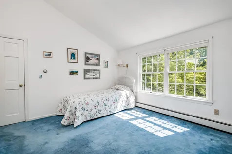 6 York Drive Durham NH 03824