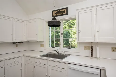 6 York Drive Durham NH 03824