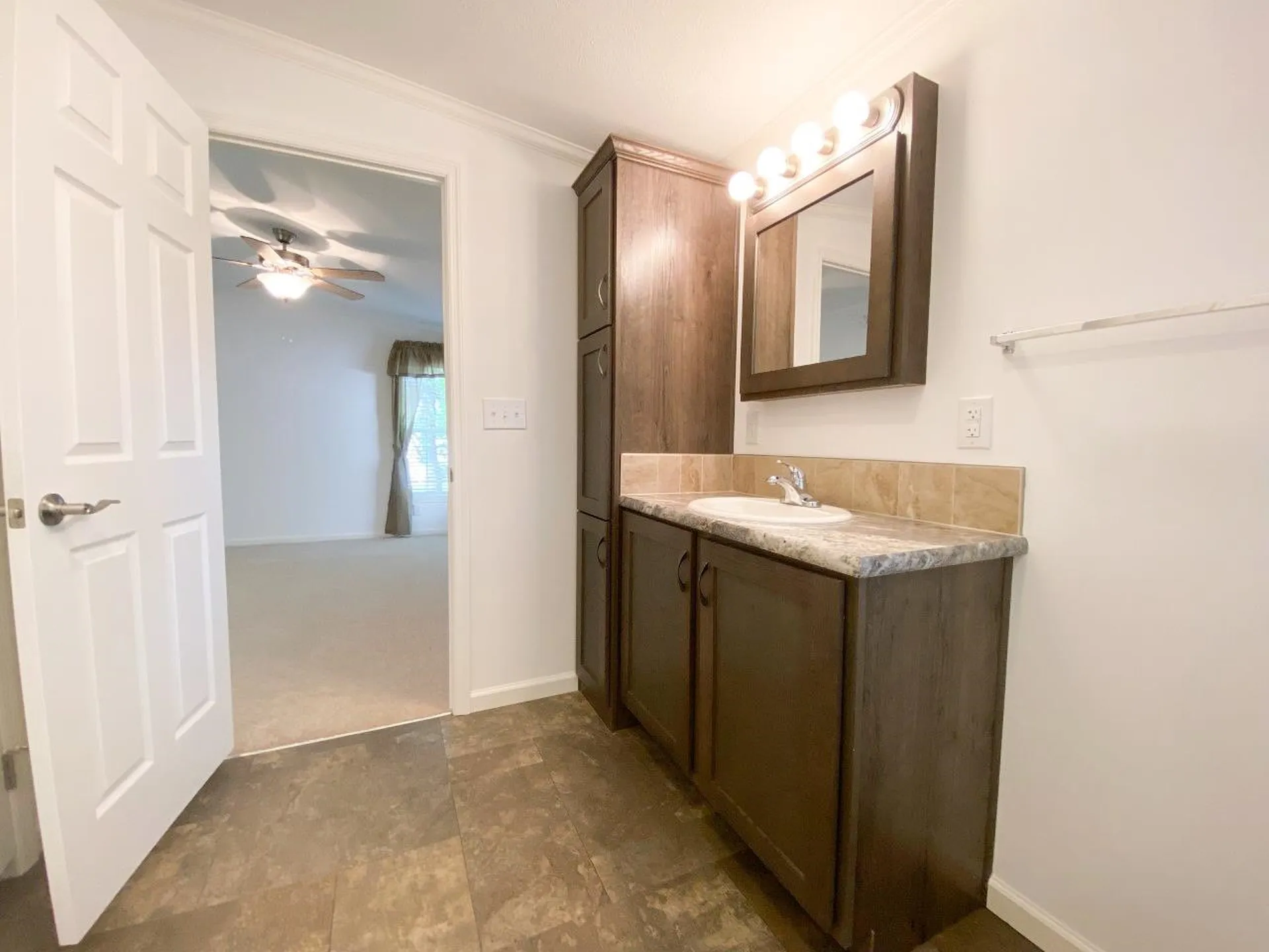 32 Bell Drive Salem NH 03079