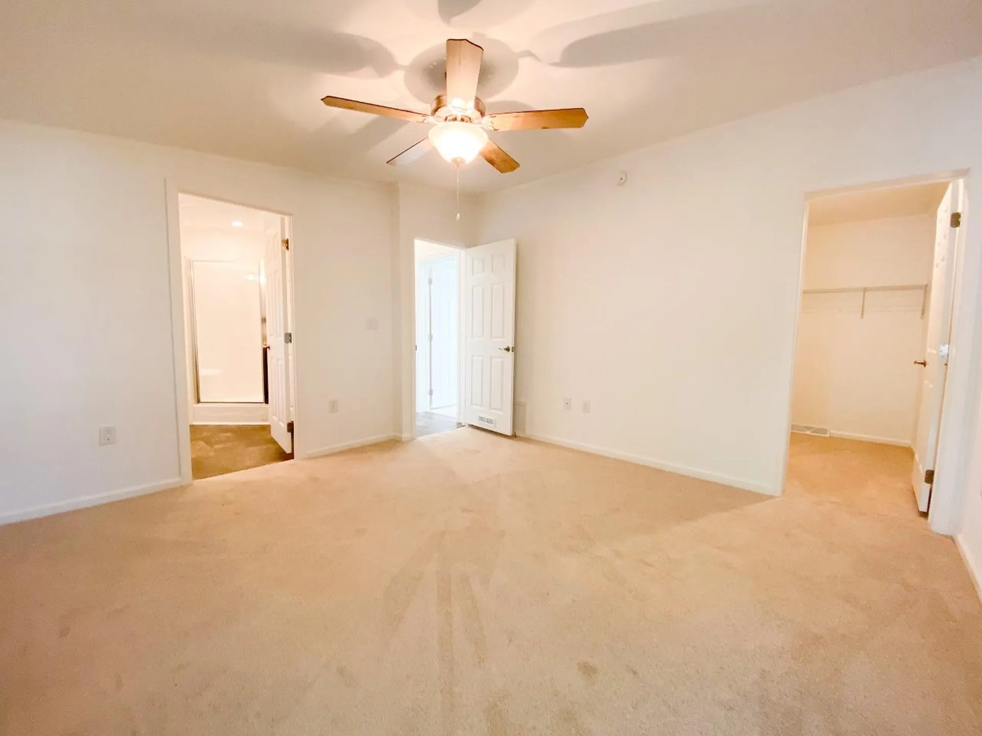 32 Bell Drive Salem NH 03079
