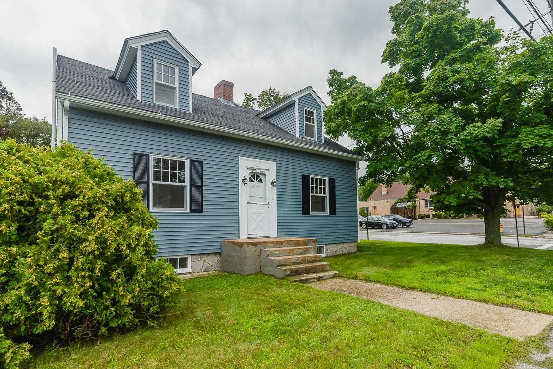 621 Candia Road Manchester NH 03109