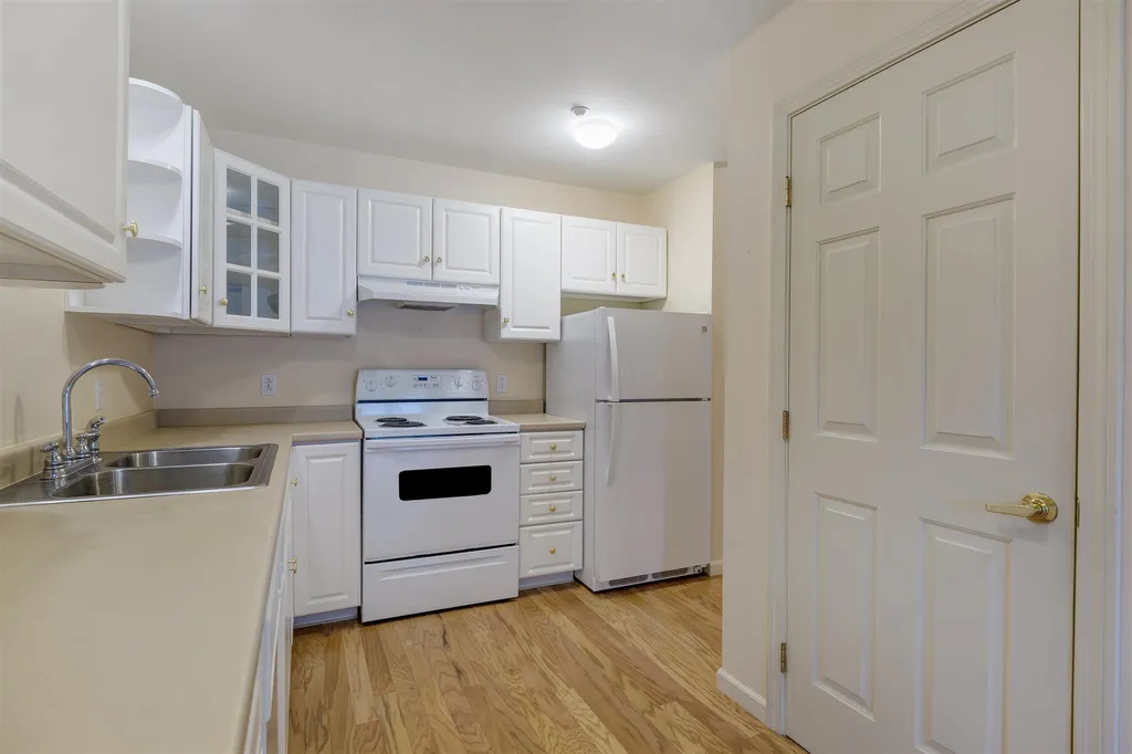 85 South Main Street Hanover NH 03755