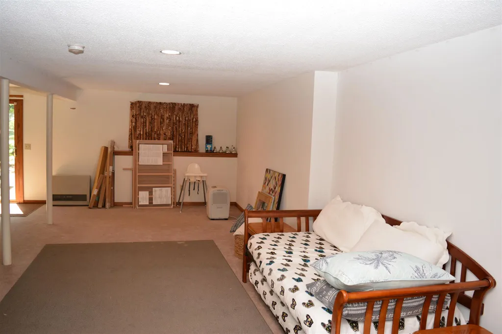 609 Otter Road Grantham NH 03753