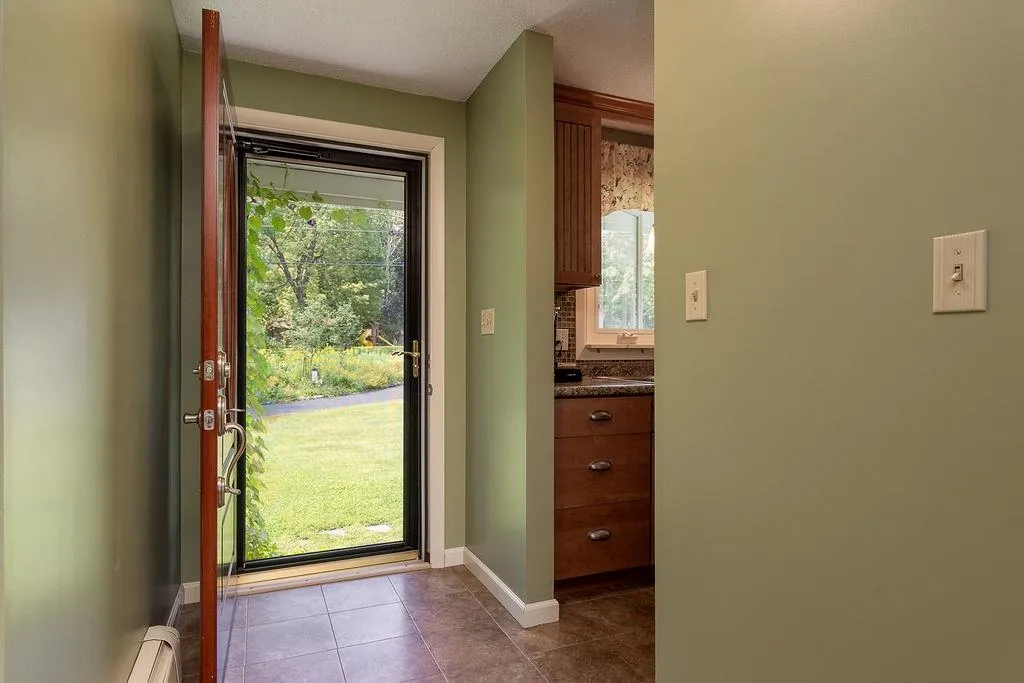 5 Orchard Drive Hooksett NH 03106