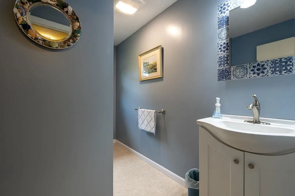 5 Orchard Drive Hooksett NH 03106