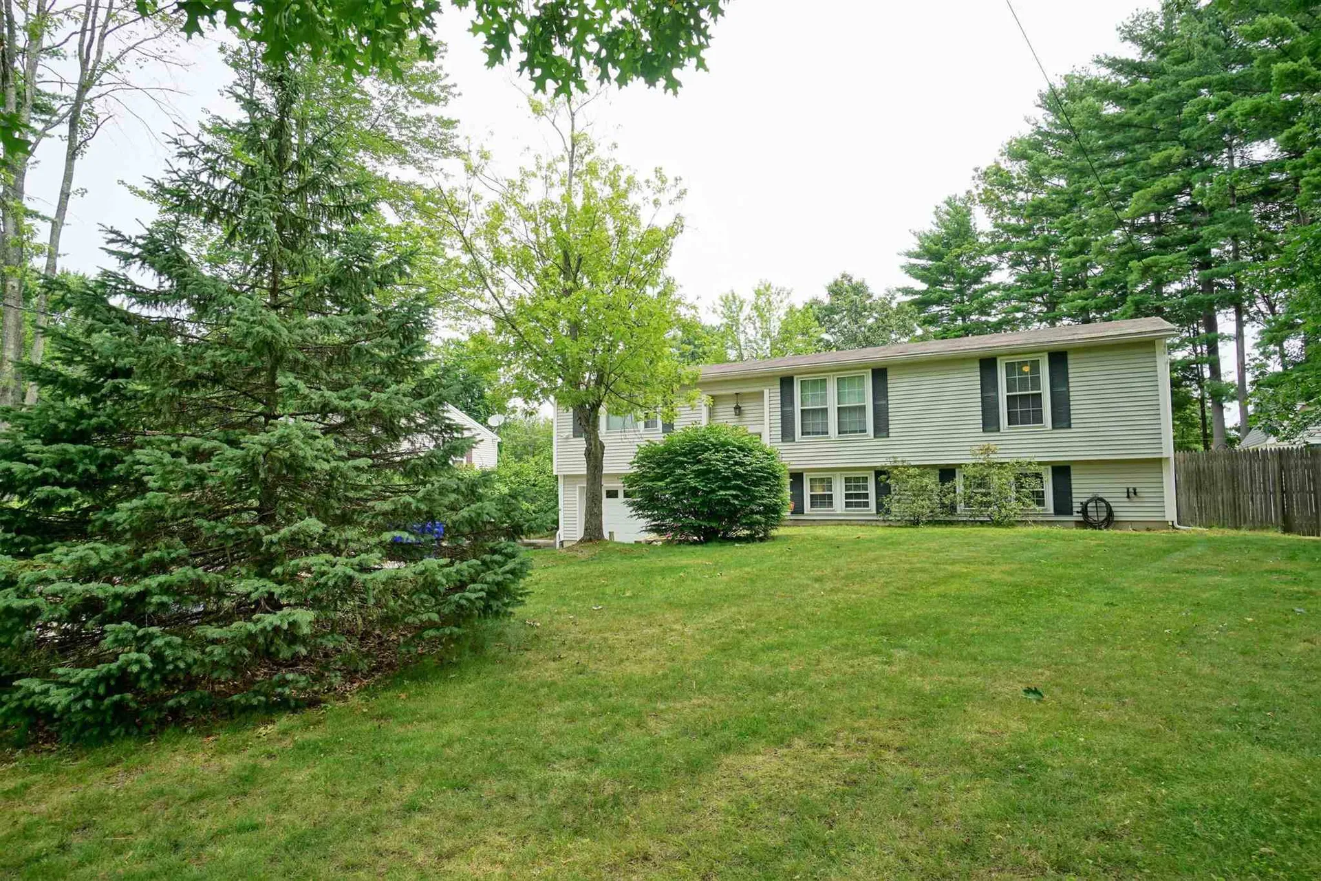 534 S Mammoth Road Manchester NH 03109