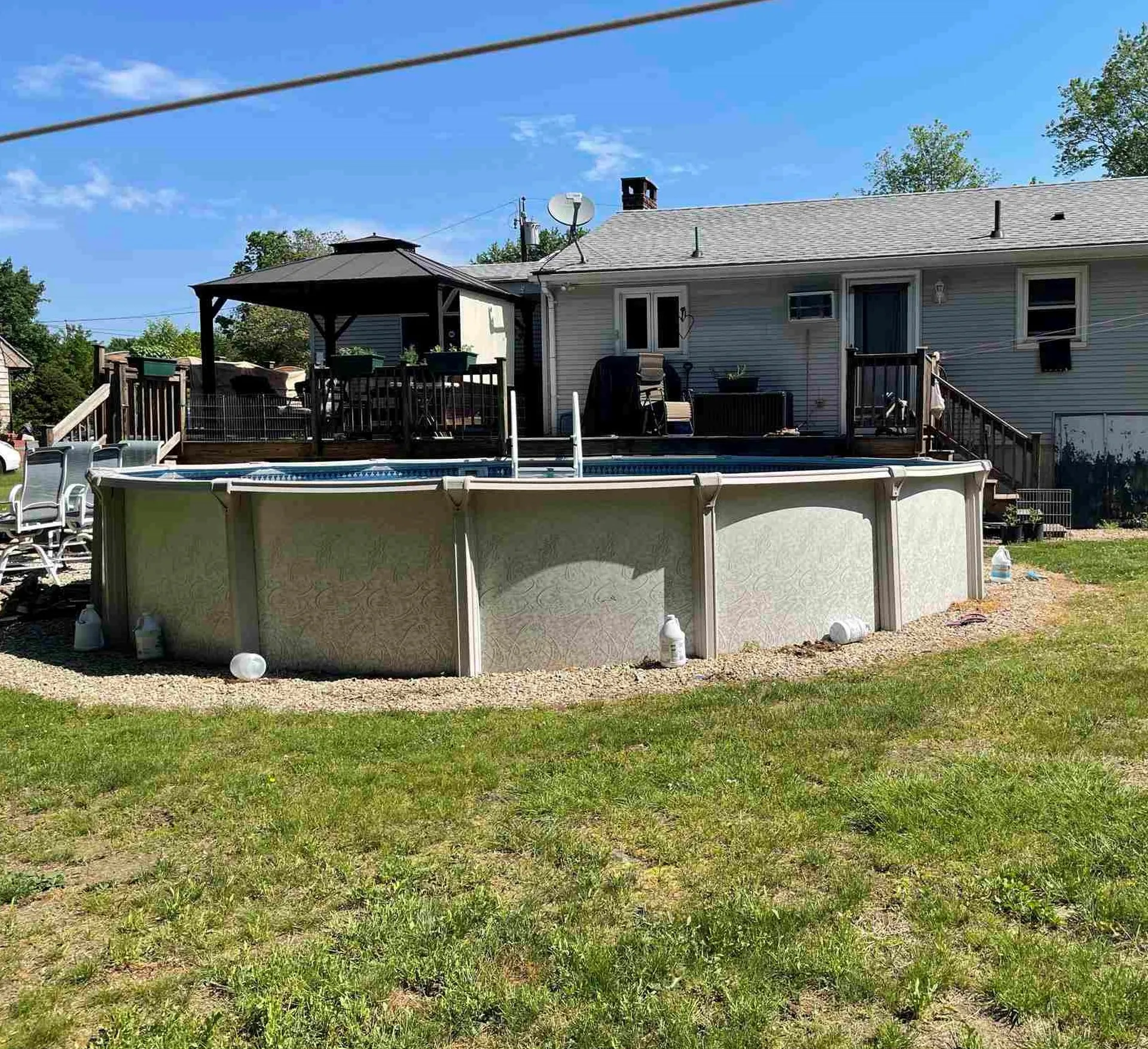 16 Budron Avenue Salem NH 03079