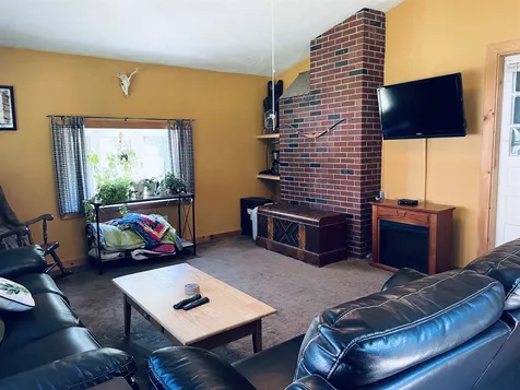 16 Budron Avenue Salem NH 03079