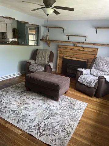 16 Budron Avenue Salem NH 03079