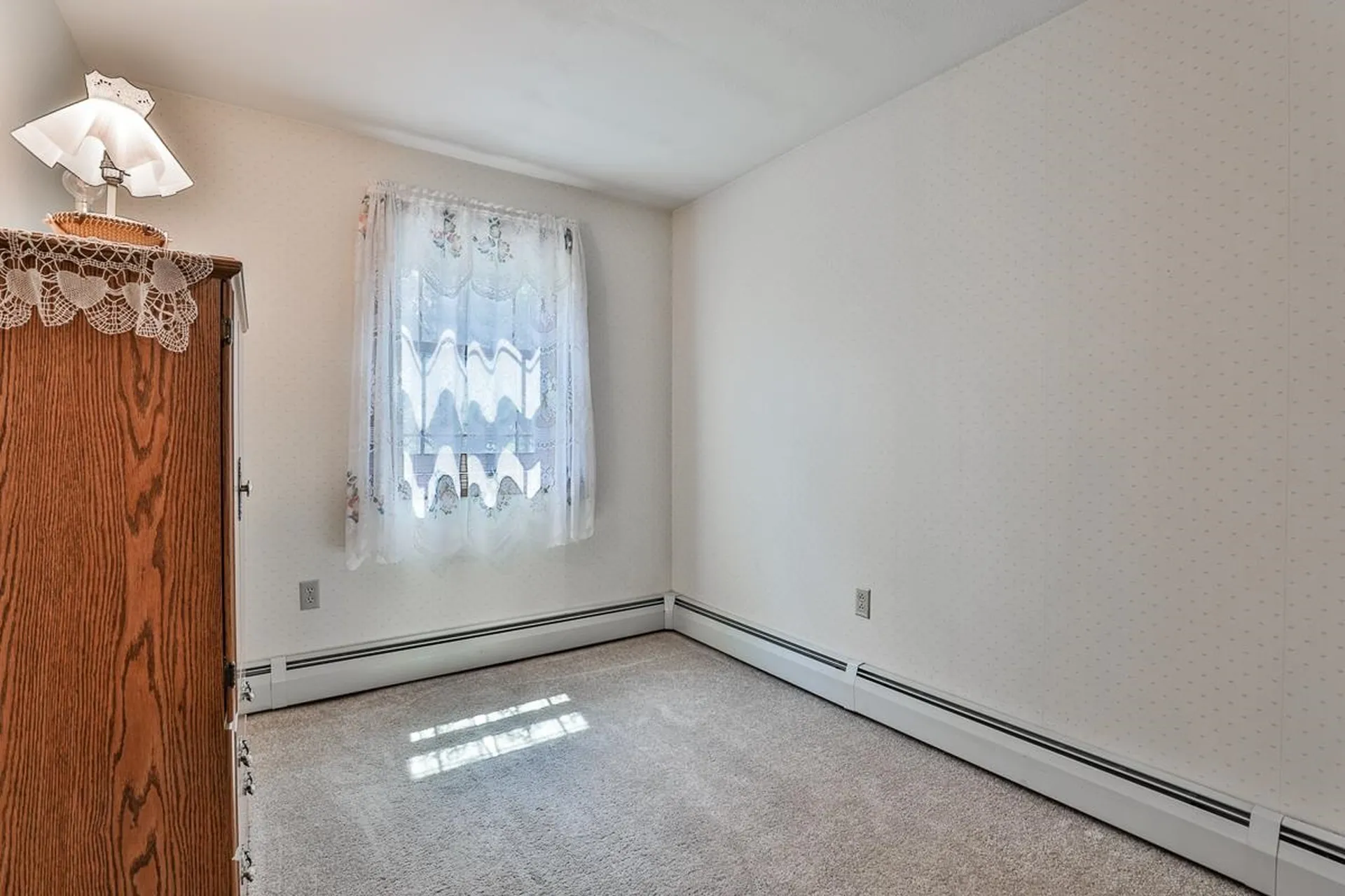 37 Meadow Lane Auburn NH 03032