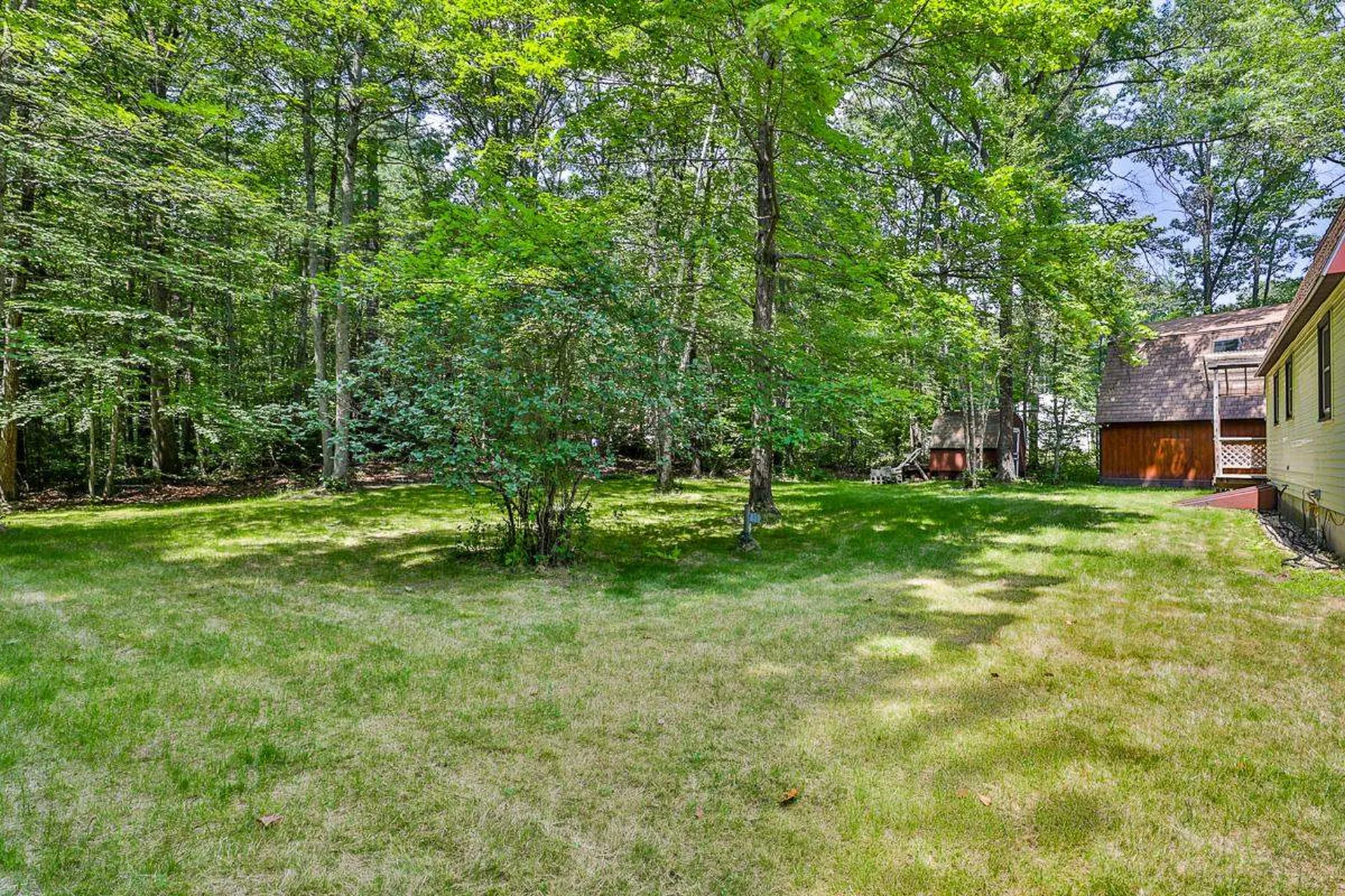 37 Meadow Lane Auburn NH 03032