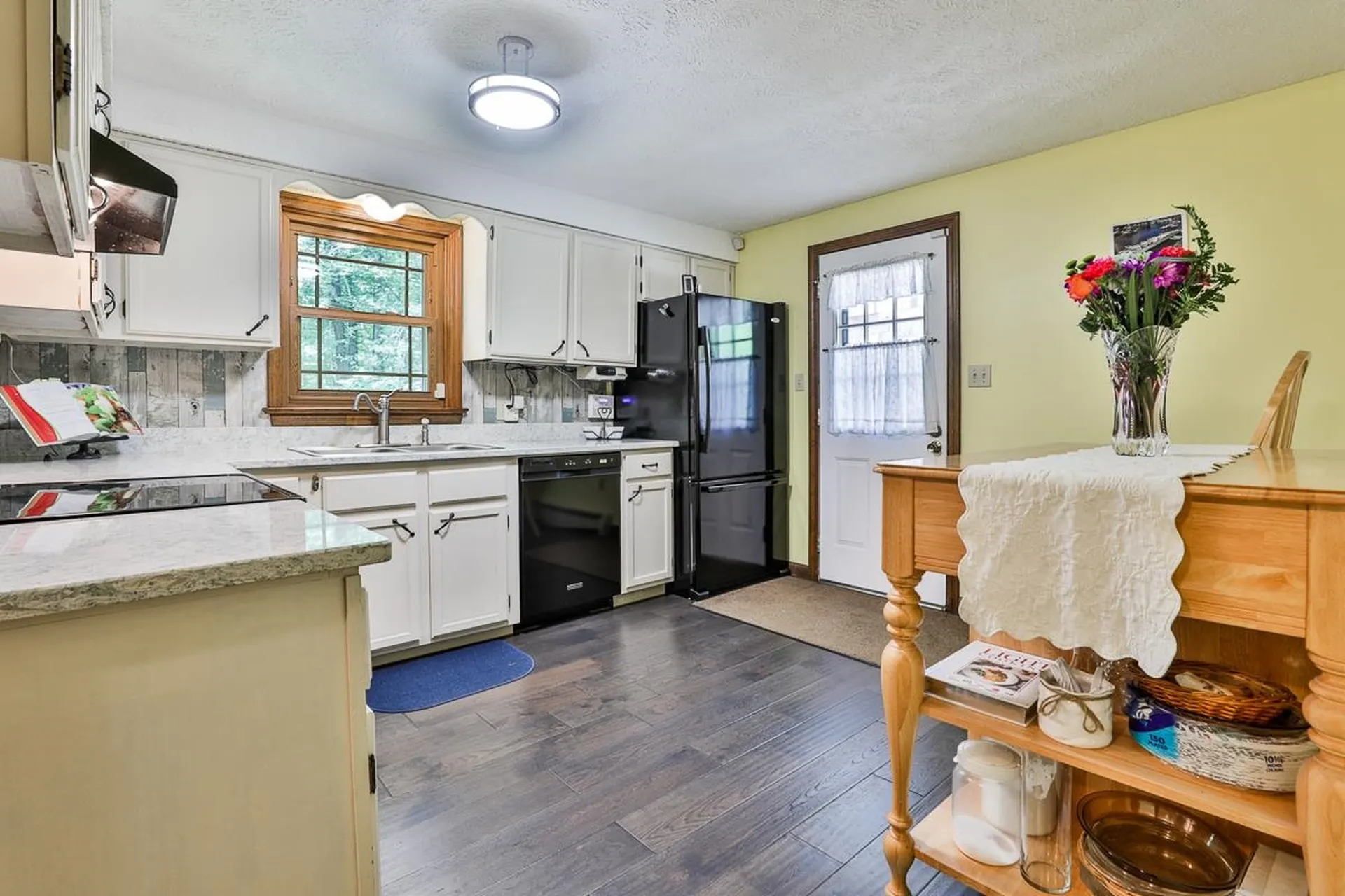 37 Meadow Lane Auburn NH 03032