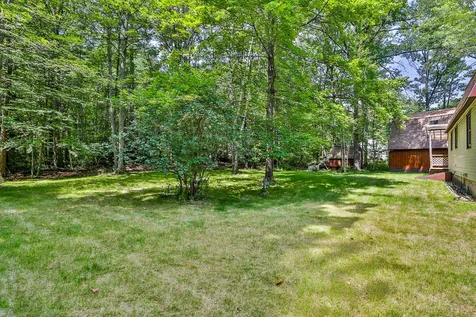 37 Meadow Lane Auburn NH 03032