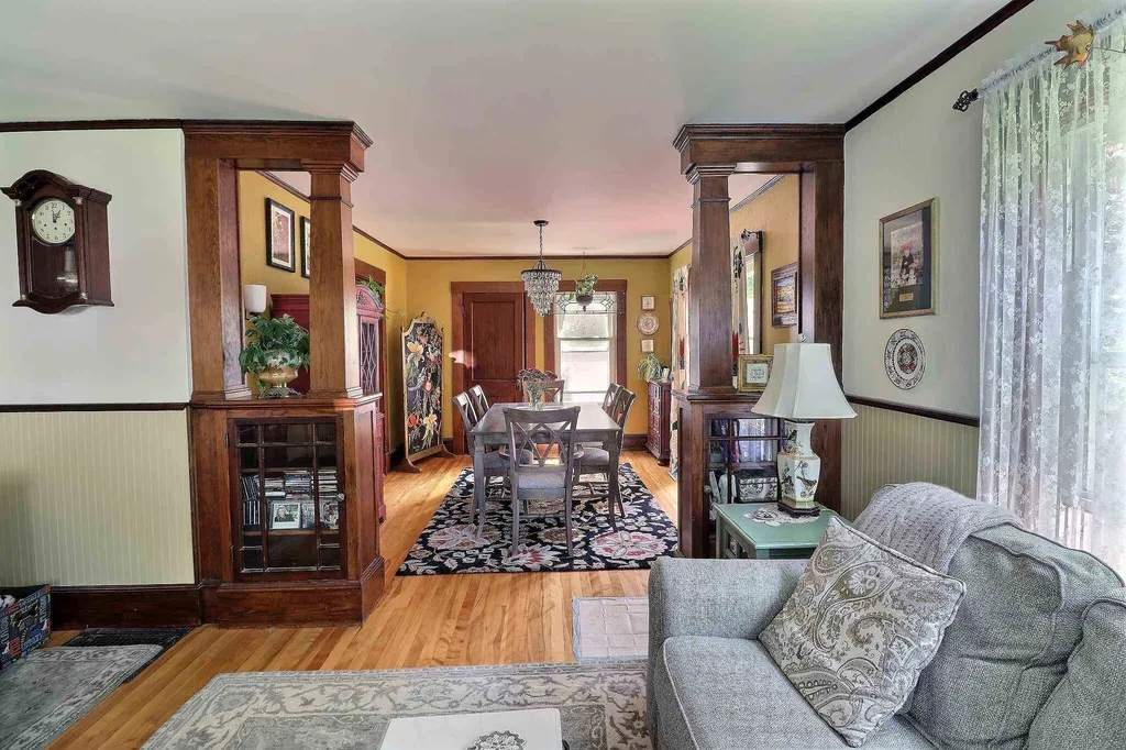 8 Grandview Avenue Newport NH 03773