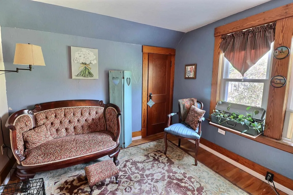 8 Grandview Avenue Newport NH 03773