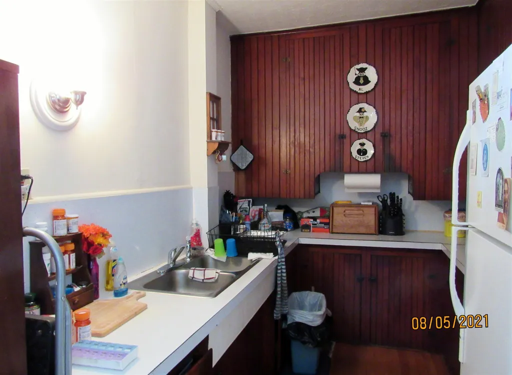 336 Dubuque Street Manchester NH 03102-3727