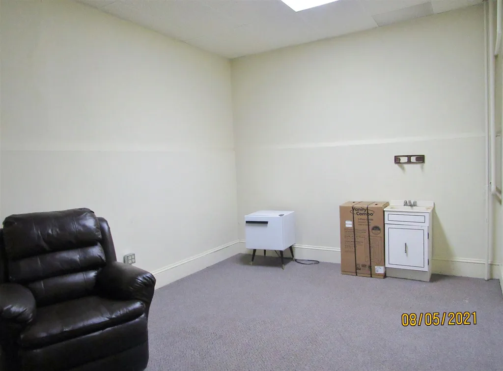 336 Dubuque Street Manchester NH 03102-3727