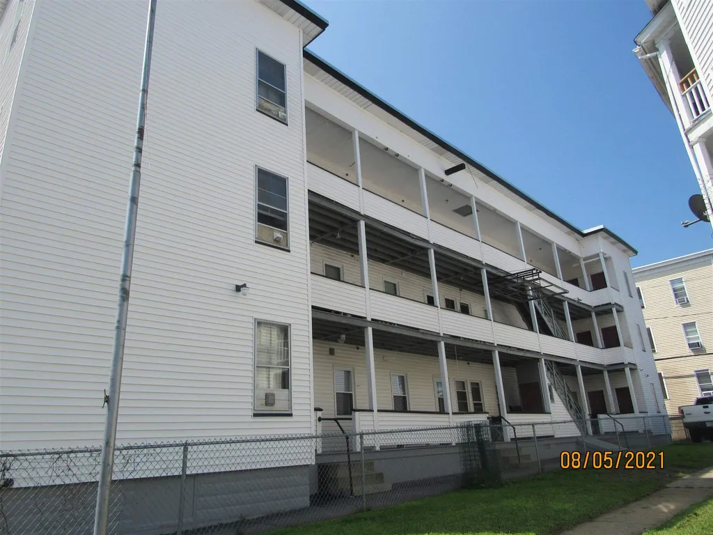 336 Dubuque Street Manchester NH 03102-3727
