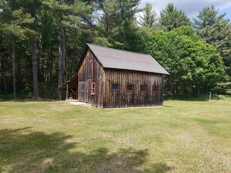 724 Northside Road Stark NH 03582