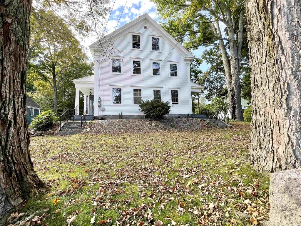 186 Main Street Kingston NH 03848