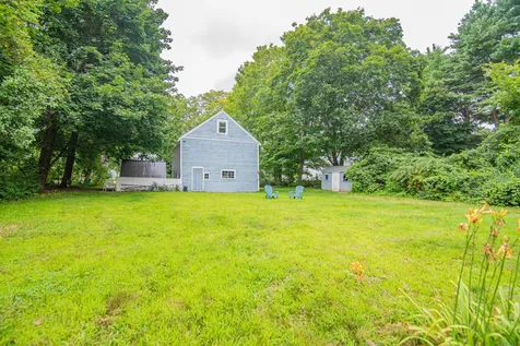 186 Main Street Kingston NH 03848